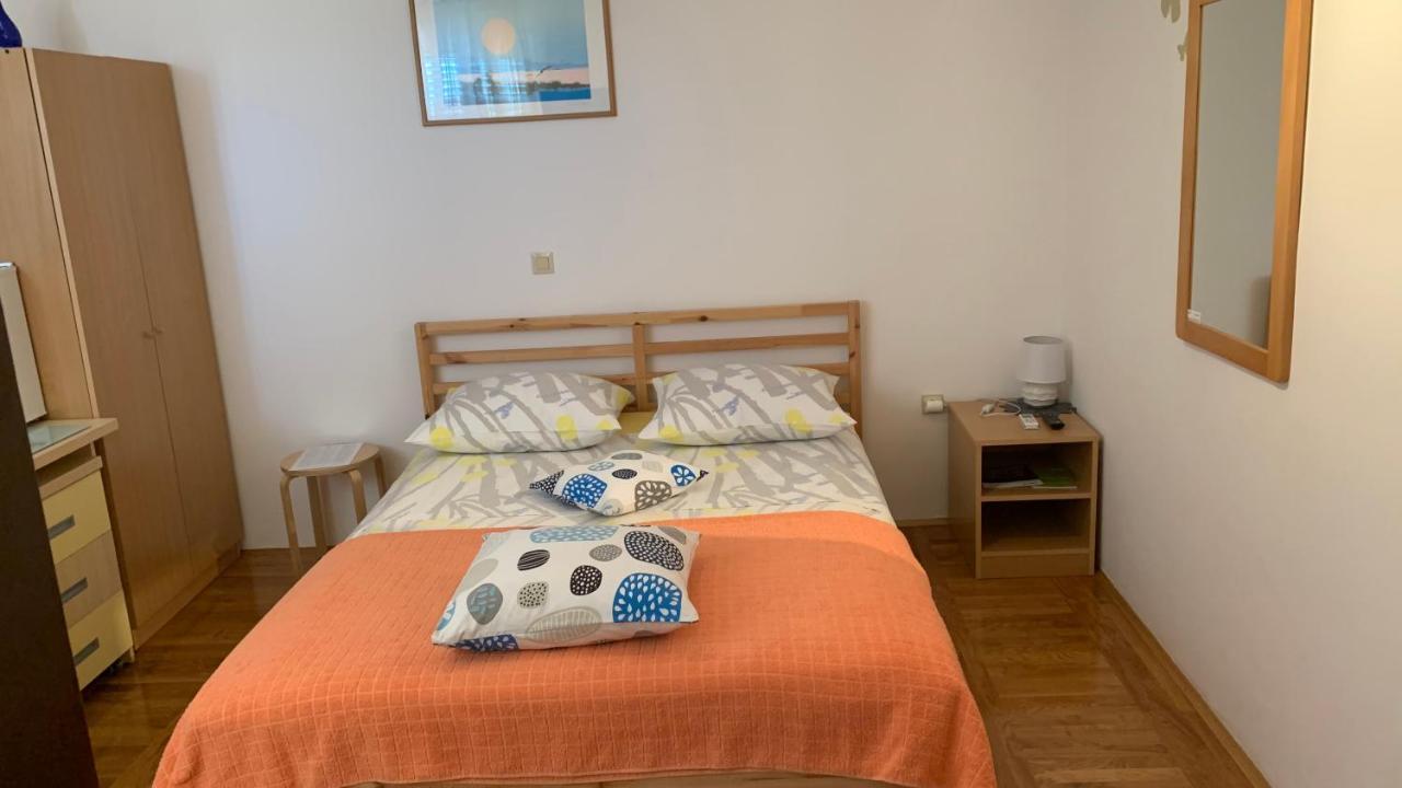Studio Apartment And Rooms Adria Водице Екстер'єр фото
