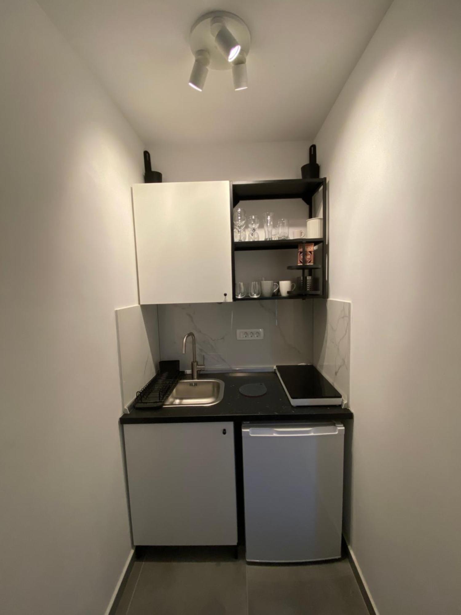Studio Apartment And Rooms Adria Водице Екстер'єр фото