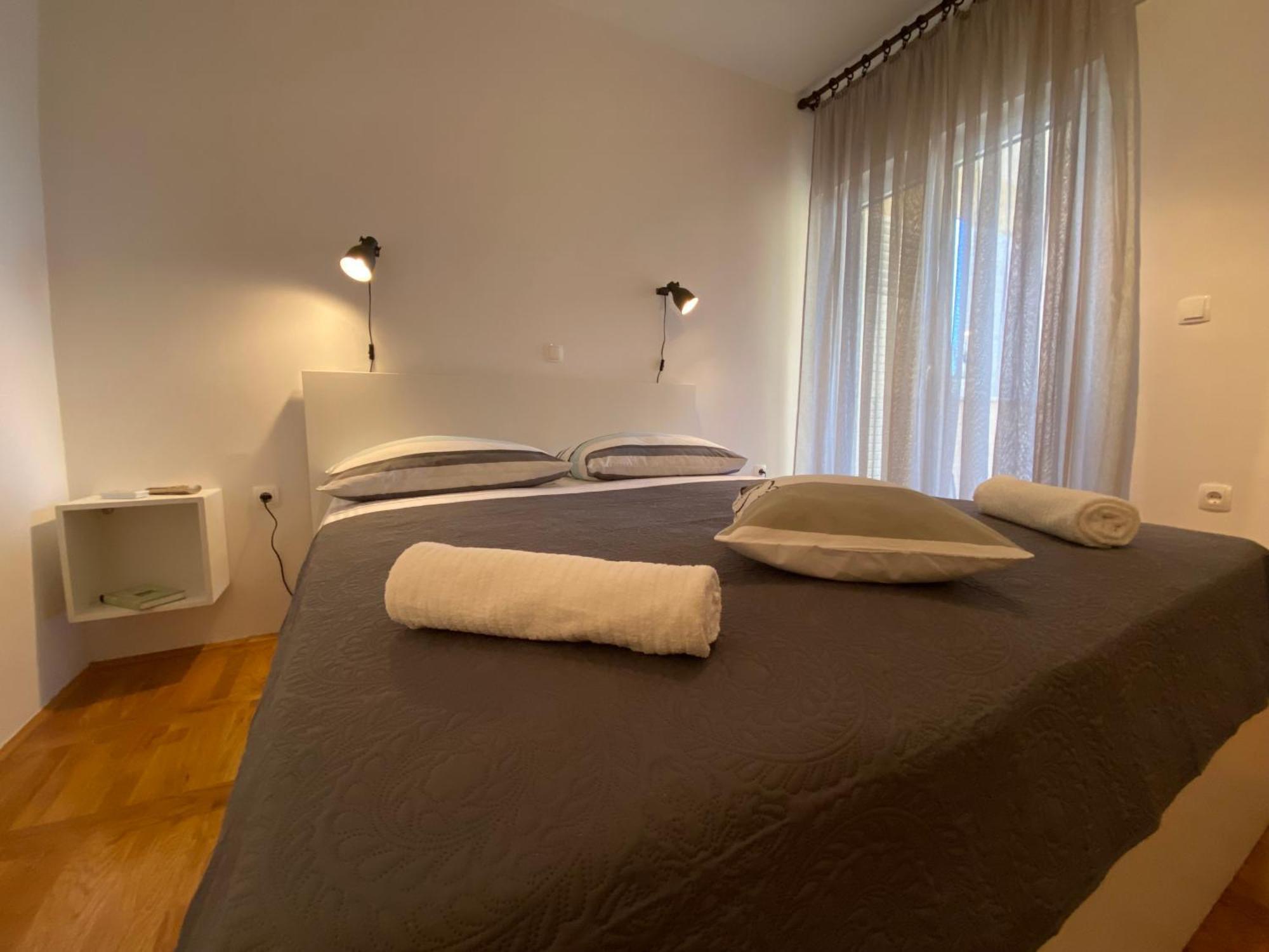 Studio Apartment And Rooms Adria Водице Екстер'єр фото