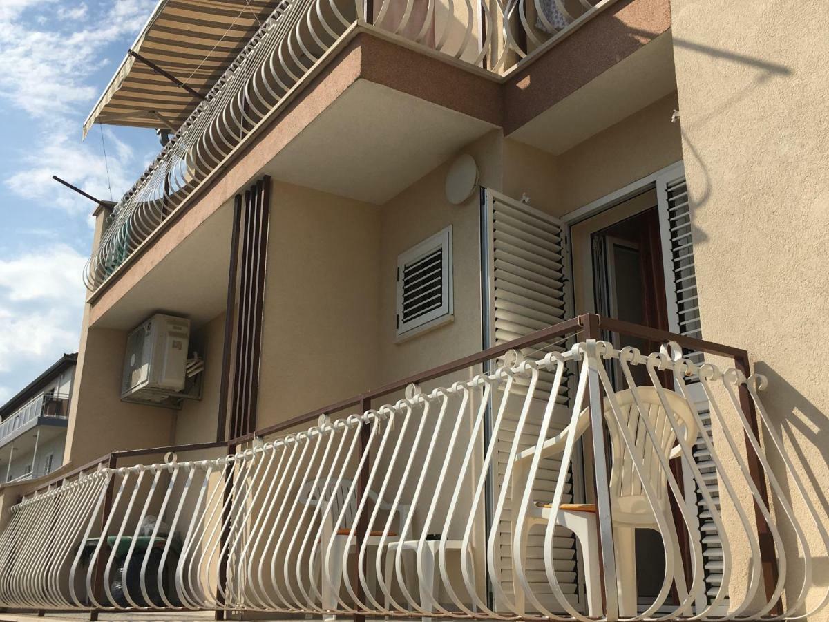 Studio Apartment And Rooms Adria Водице Екстер'єр фото