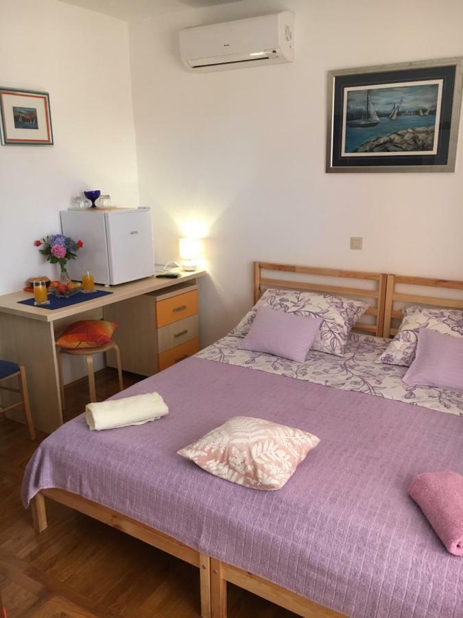 Studio Apartment And Rooms Adria Водице Екстер'єр фото