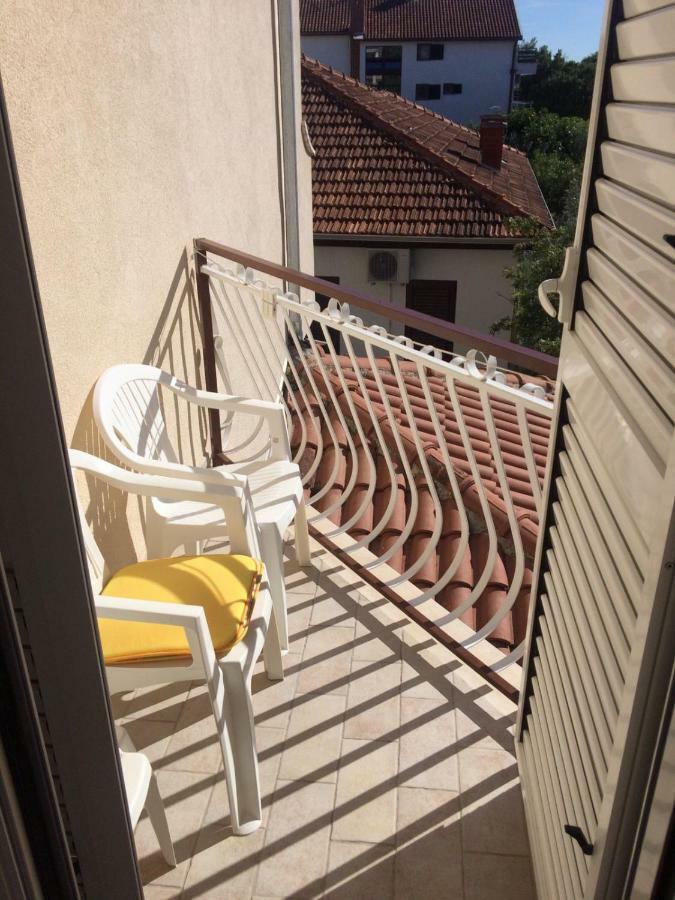 Studio Apartment And Rooms Adria Водице Екстер'єр фото